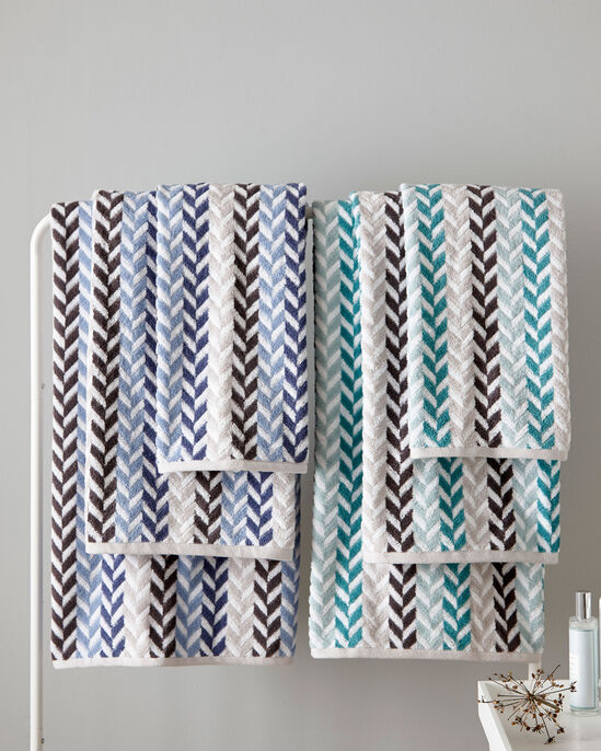 Chevron Bath Towel (580gsm)