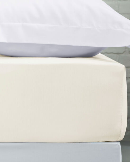 200 Thread Count Cotton Percale Fitted Sheet