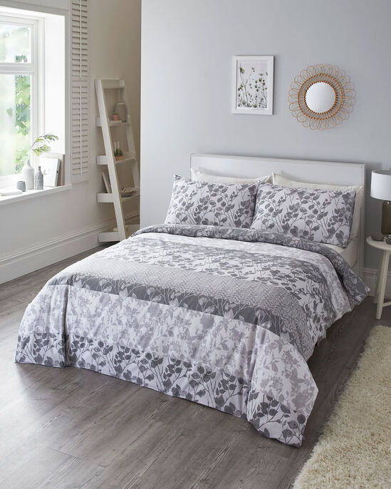 Leafy Trail Duvet Set