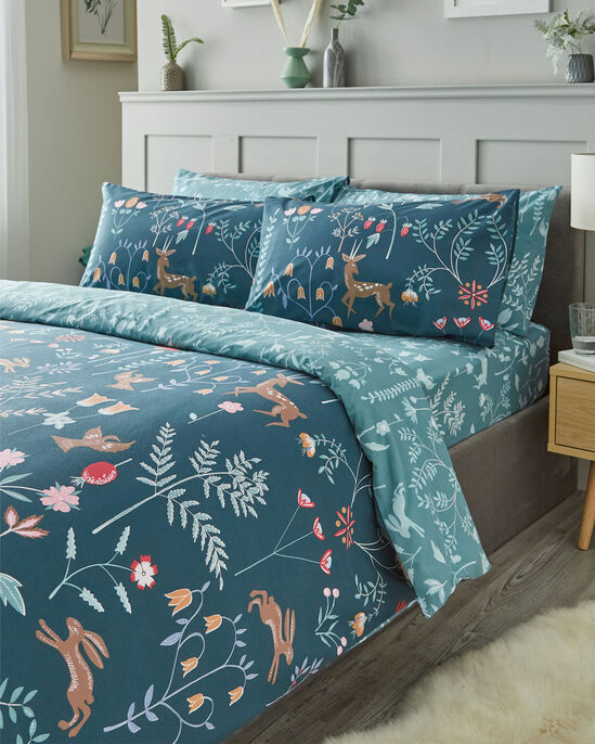 Belvoir Duvet Set