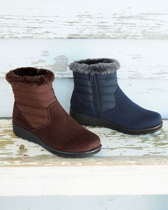 Cosy Lined Flexisole Quilted Boots