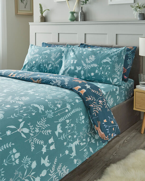 Belvoir Duvet Set