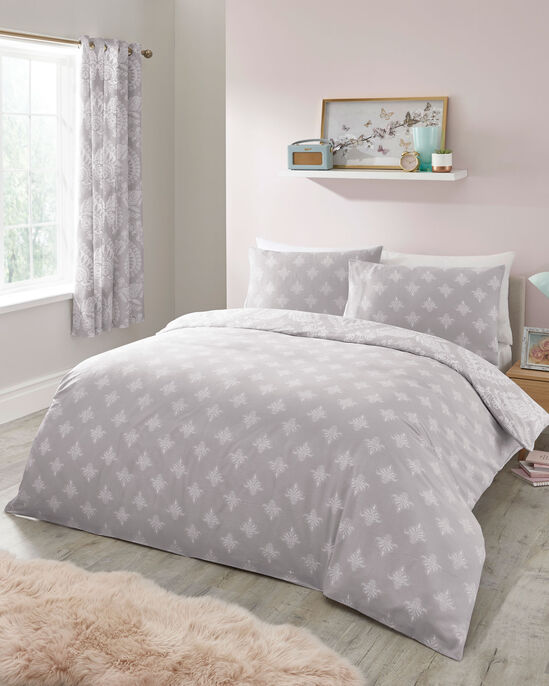 Emily Duvet Set