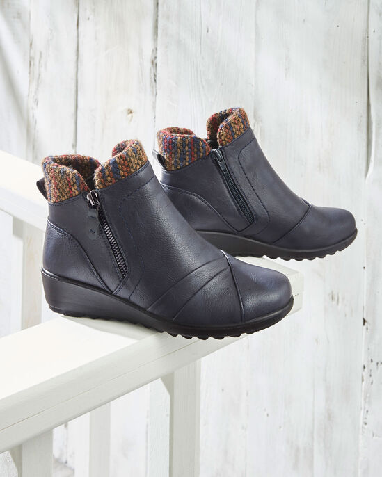 Flexisole Knitted Collar Boots
