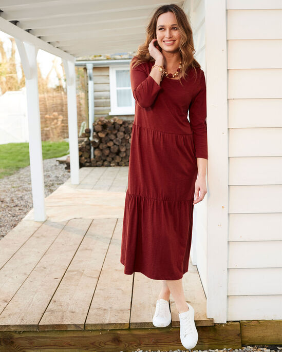 On-Trend Jersey Tiered Maxi Dress - Rust