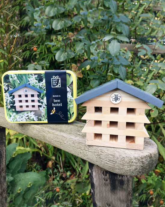 Build A Bee Hotel Tin