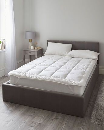 Feels Like Down Mattress Topper