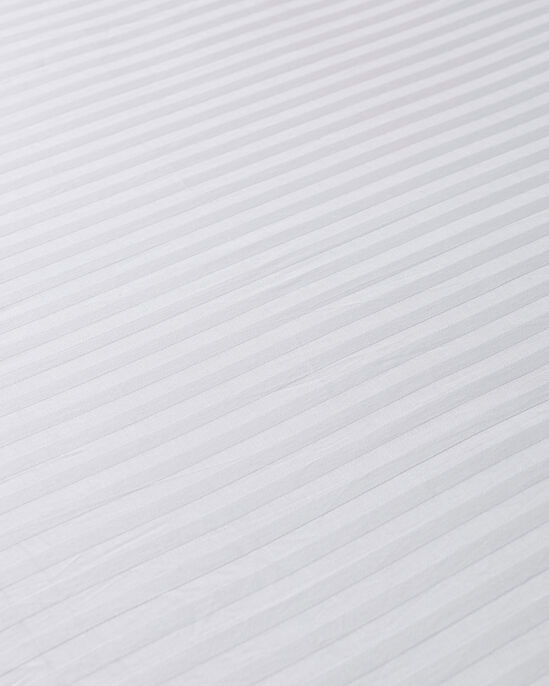 300 Thread Count Sateen Striped Fitted Sheet Set