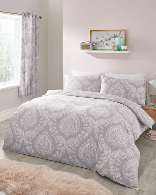 Emily Duvet Set