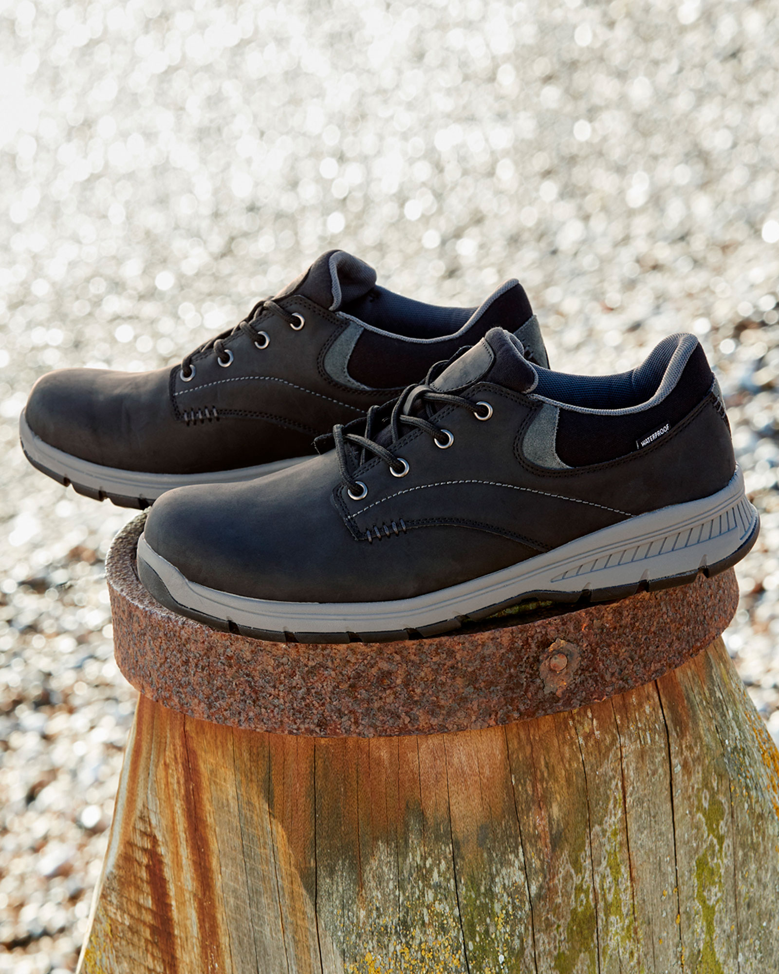 Lightweight Waterproof Casual Shoes